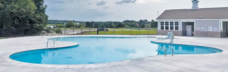 Custom commercial swimming pool